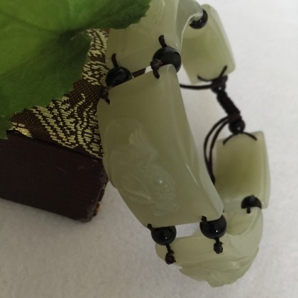 Five blessings caved jade man bracelet 
