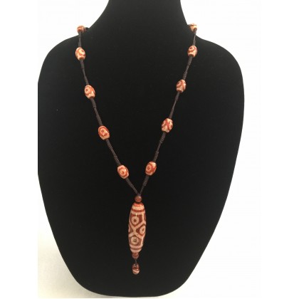 Unique style nine-eyes Dzi bead necklace