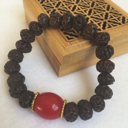 Lucky bracelet 